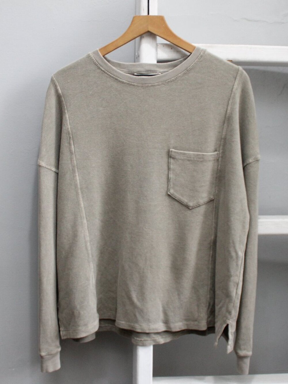 By Together Waffle Knit Thermal Long Sleeve Pocket Shirt Top Gray Size Large